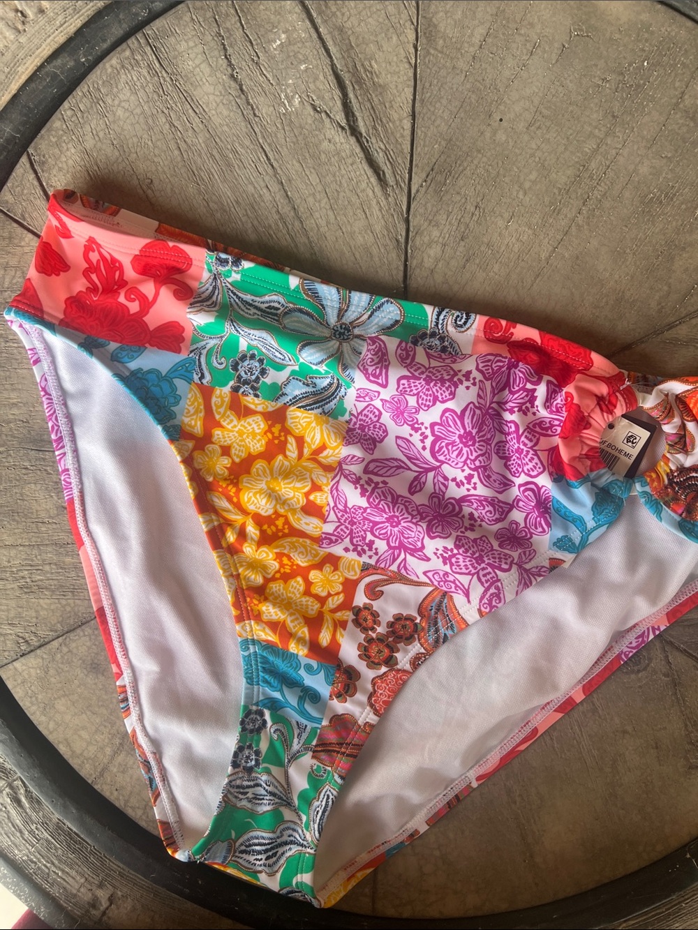 Bar III Multicolor Patchwork Floral Bikini Bottoms large B35